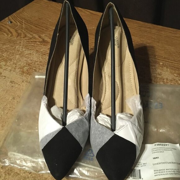 AVON CUSHION WALK HEELS CLASSIC PUMP BLACK SIZE 10 NEW - Picture 1 of 7